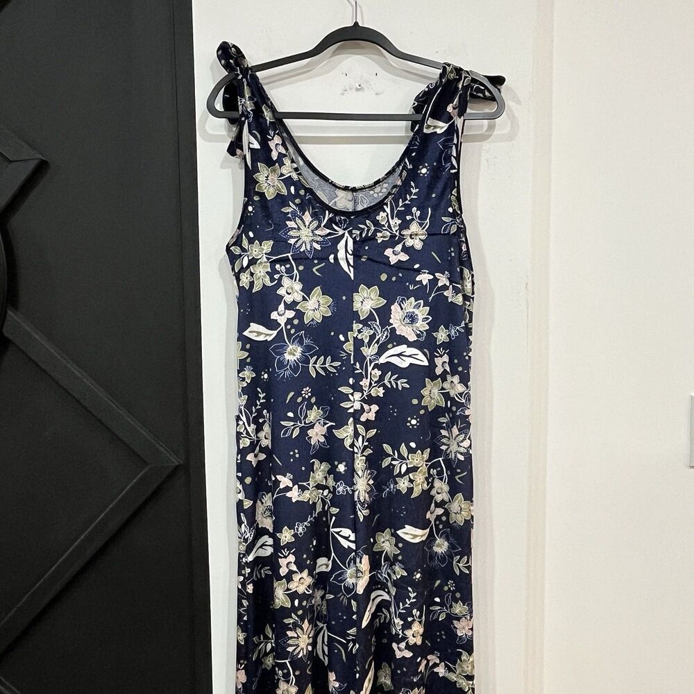 Earthbound Trading Co Floral Velvet Tie Wide Leg Jumpsuit Size Small - Picture 6 of 7
